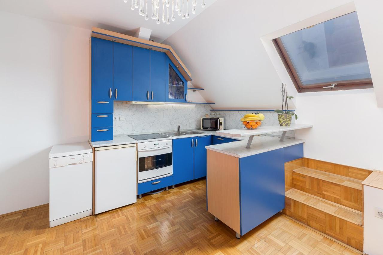 Apartma Lea Slovenj Gradec Exteriör bild